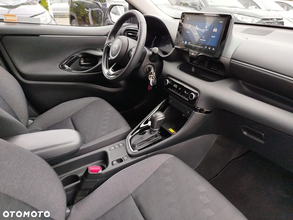 Toyota Yaris - 9