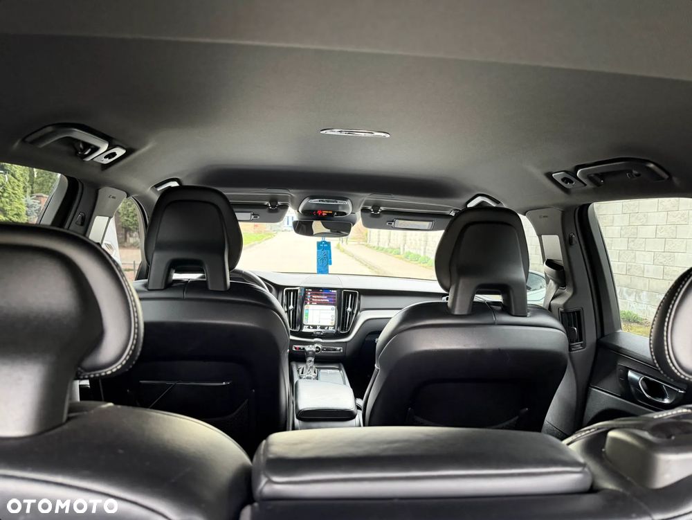 Volvo XC 60 T5 AWD Geartronic RDesign - 31