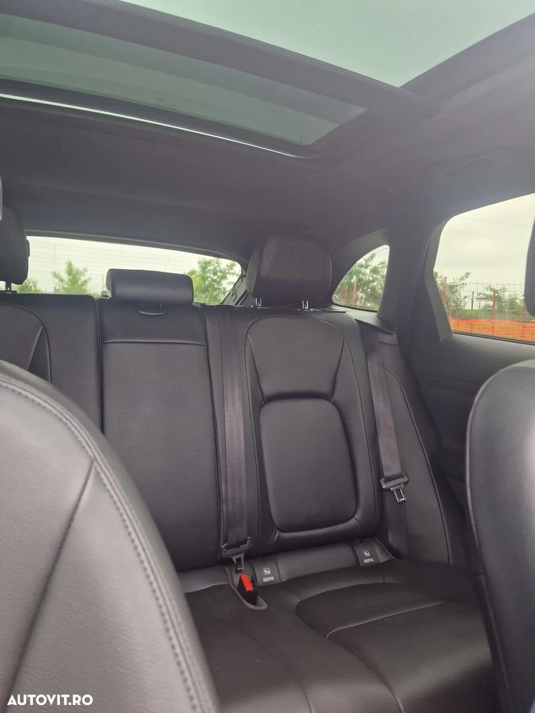 Jaguar F-Pace - 19