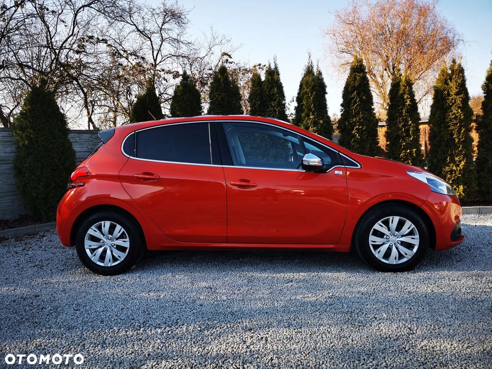 Peugeot 208 Blue-HDi 100 Stop&Start Style - 23