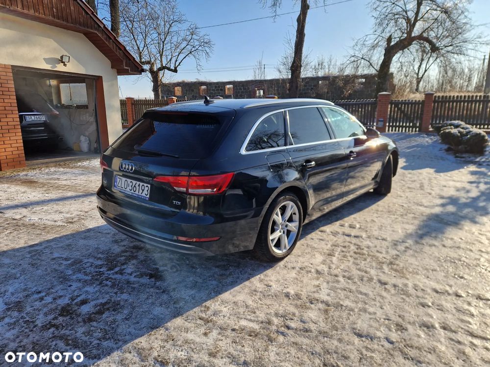 Audi A4 Avant 2.0 TDI - 10