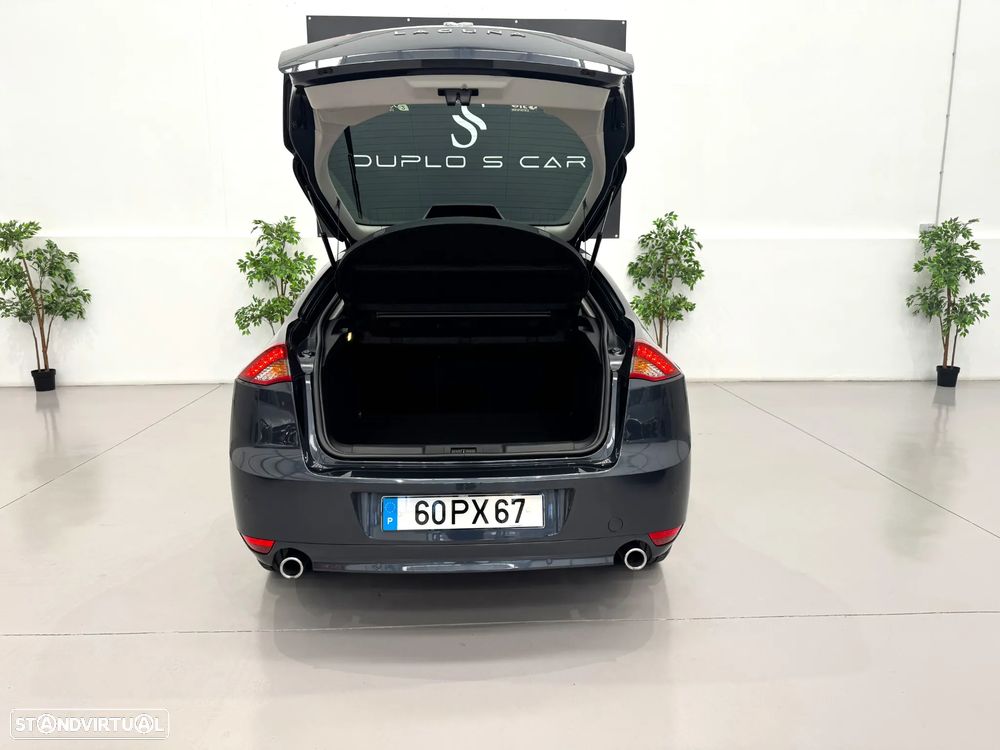 Renault Laguna ENERGY dCi 130 FAP Start & Stop Bose Edition - 12