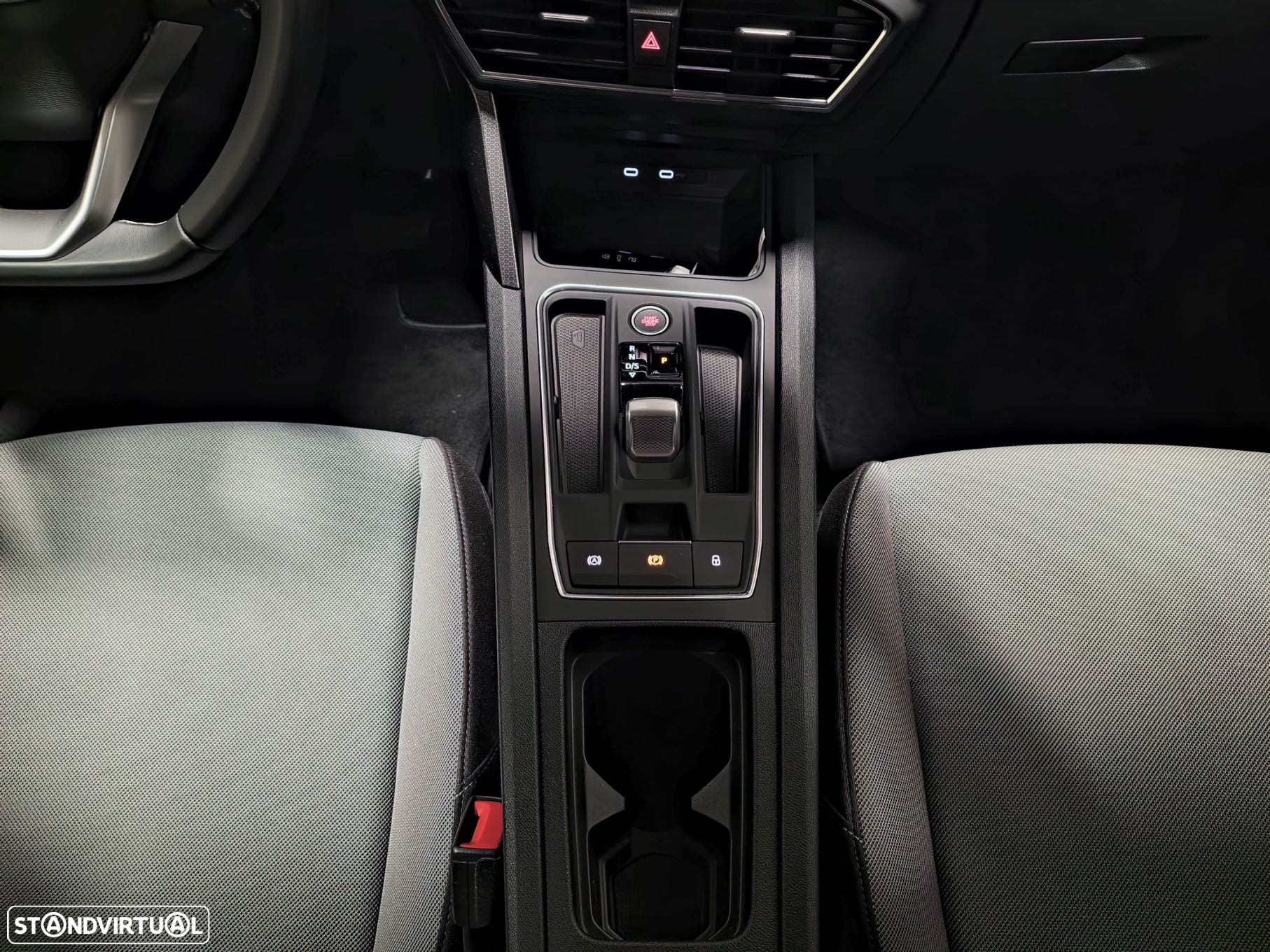 SEAT Leon ST 2.0 TDI Style DSG Edição Fiscal - 16