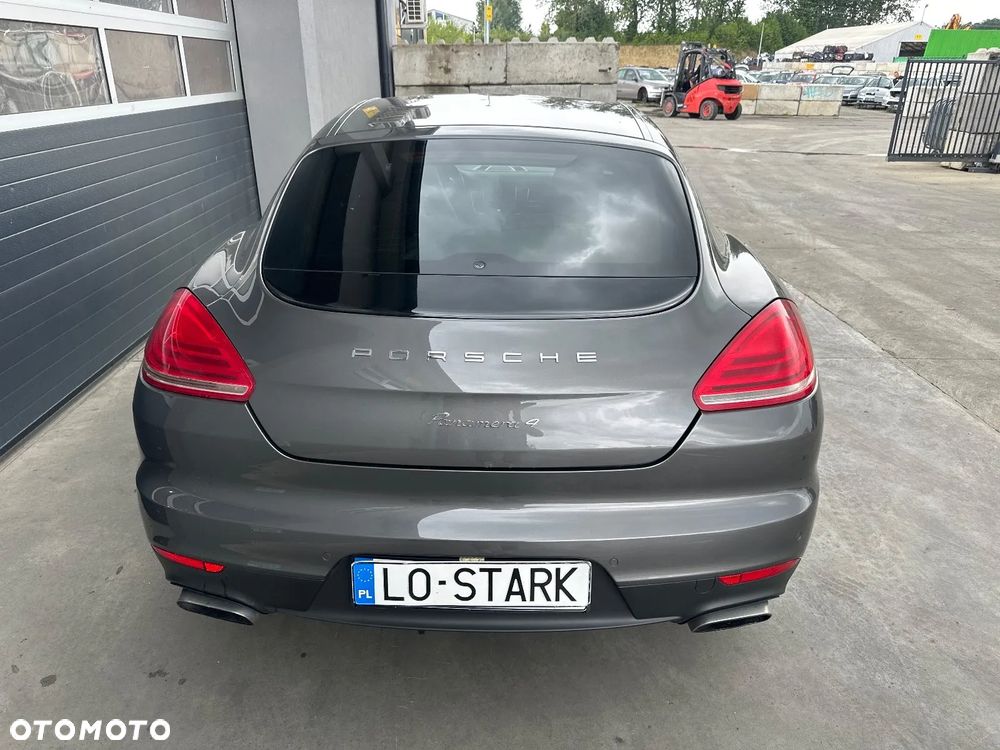 Porsche Panamera - 2