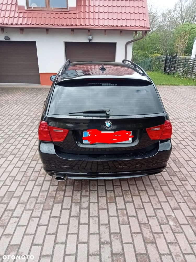 BMW Seria 3 318d - 19