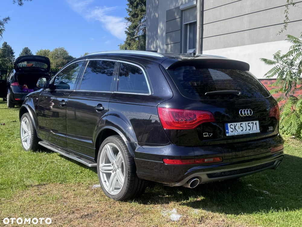 Audi Q7 - 4