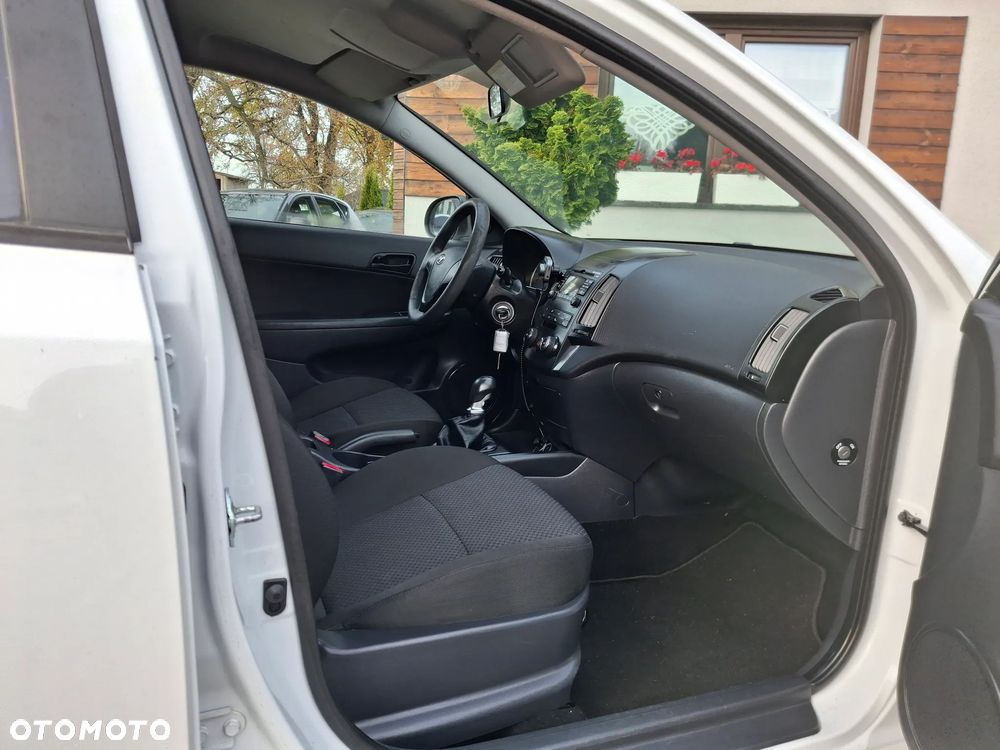 Hyundai i30 1.4 Edition Plus - 22