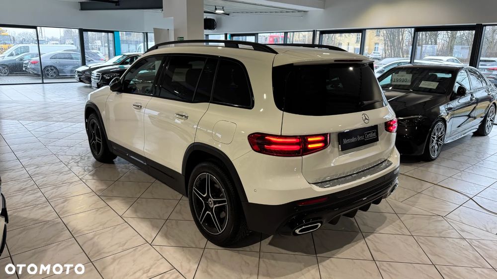 Mercedes-Benz GLB 200 AMG Line 7G-DCT - 4