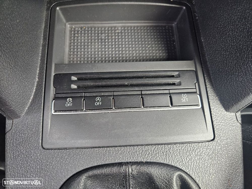 VW Touran 1.6 TDI Blue.Trendline 7L - 39