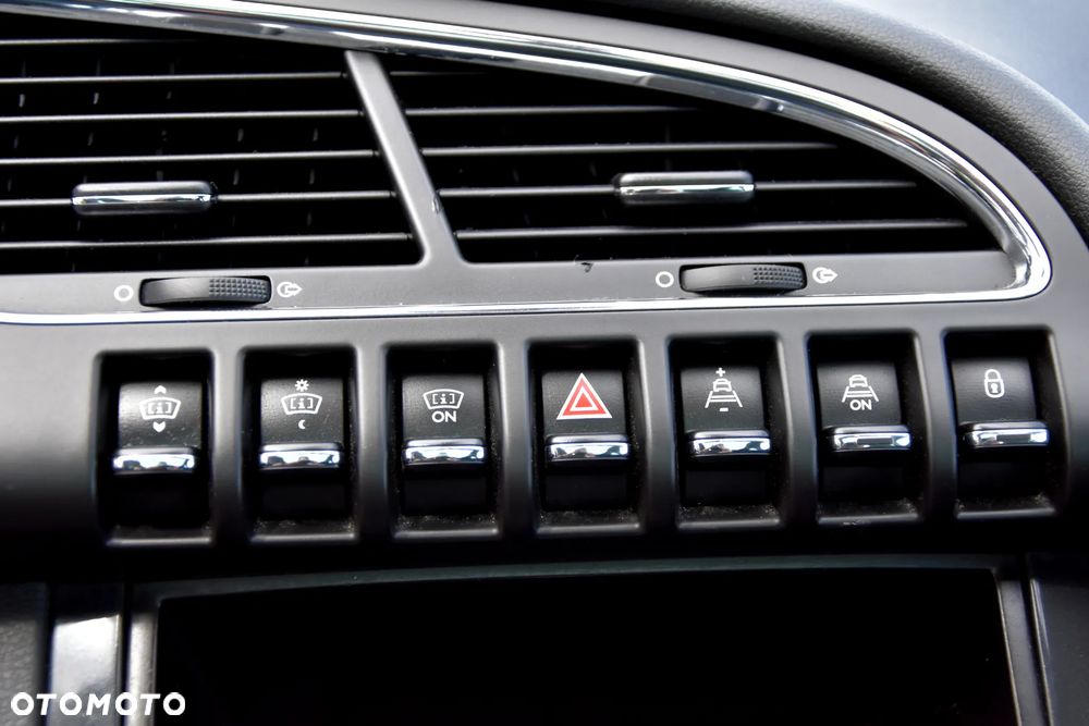 Peugeot 3008 HDi FAP 110 EGS6 Premium - 28
