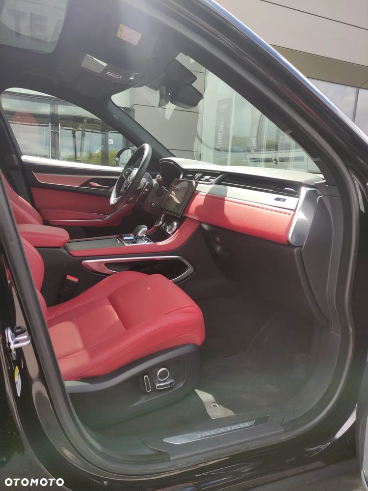 Jaguar F-Pace - 5