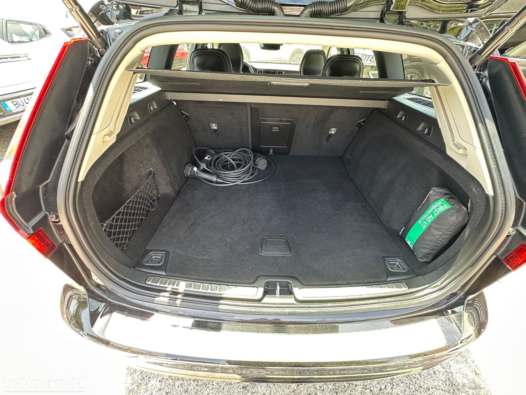 Volvo V60 2.0 T6 AWD TE R-Design Expression - 8