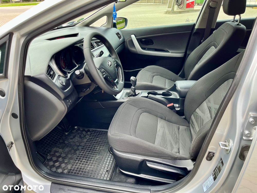 Kia Ceed Cee'd 1.6 CRDi L - 10