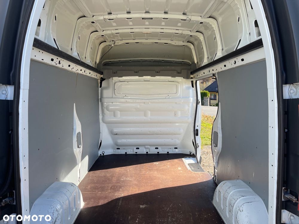 Opel Vivaro L2H2 - 24