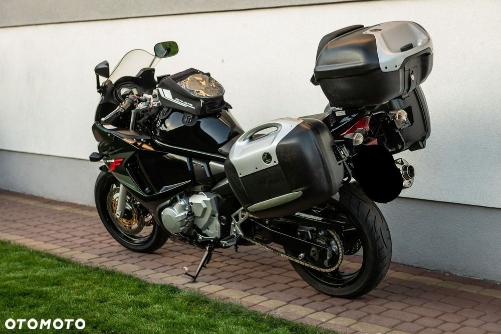Suzuki GSX - 5
