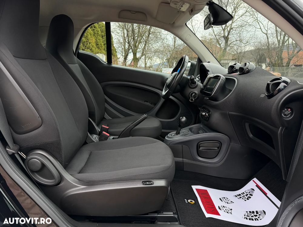 Smart Fortwo EQ - 16