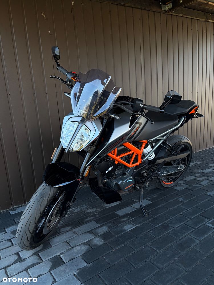 KTM Duke - 11