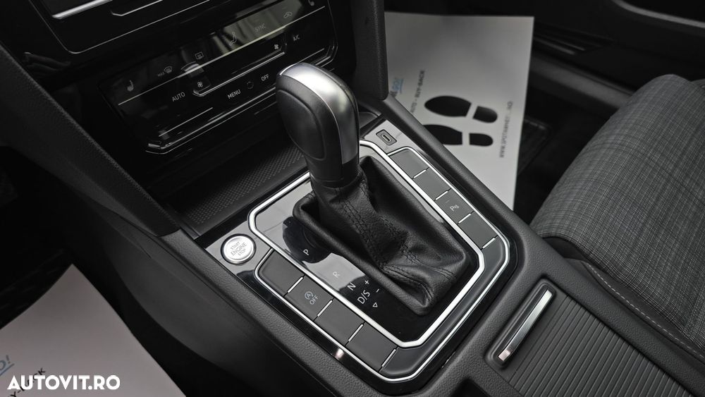 Volkswagen Passat 2.0 TDI DSG Comfortline - 16