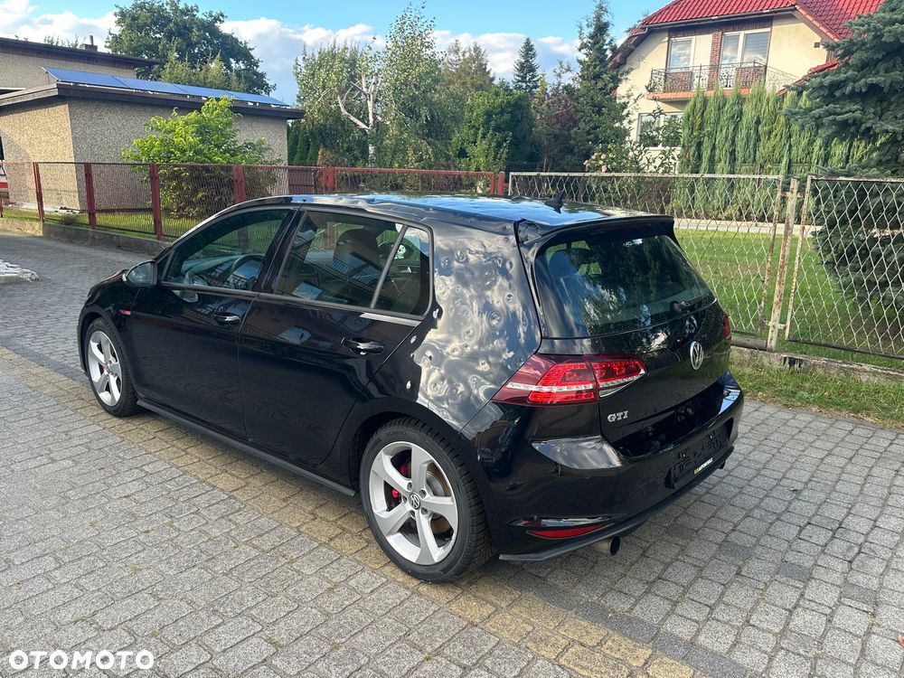 Volkswagen Golf GTI BlueMotion Technology - 13