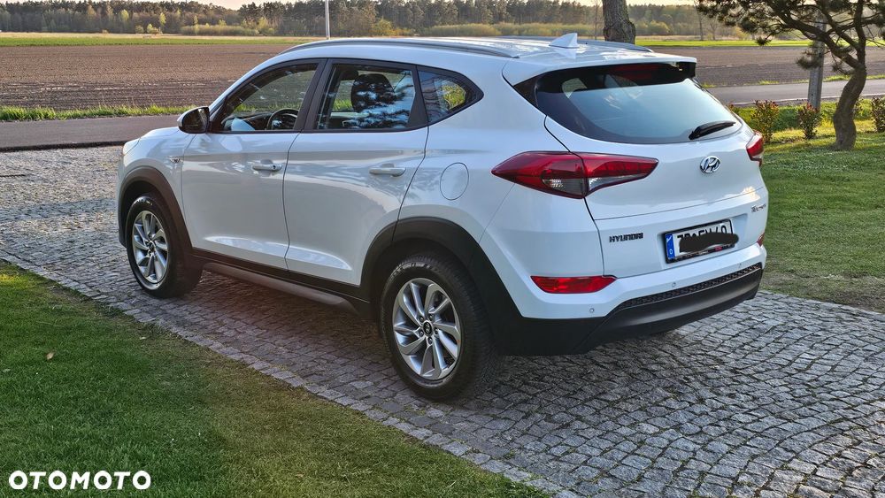 Hyundai Tucson 1.6 Turbo 2WD Navi - 4