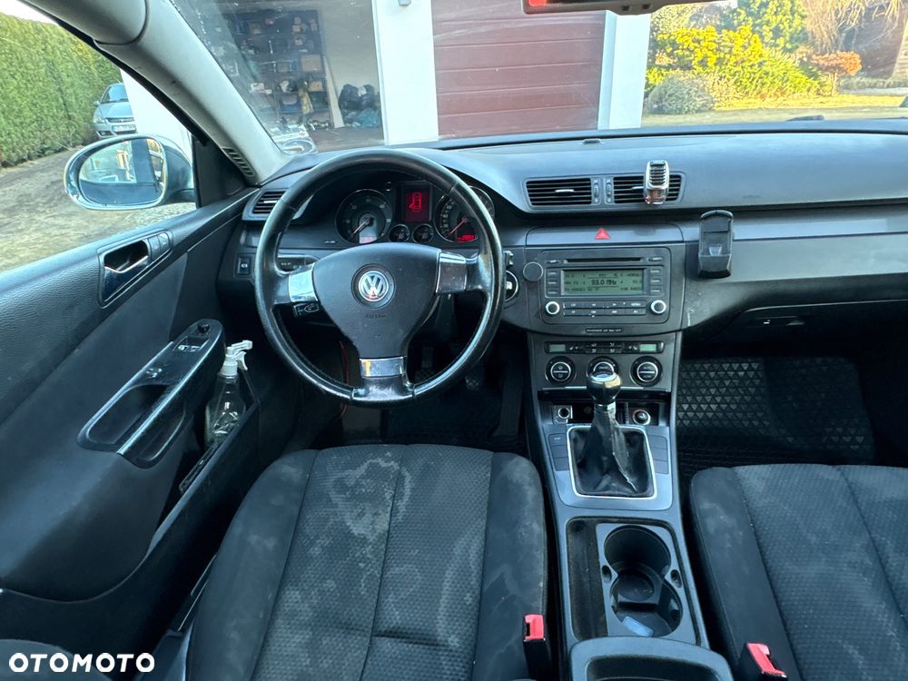 Volkswagen Passat 1.9 TDI DPF Trendline - 13