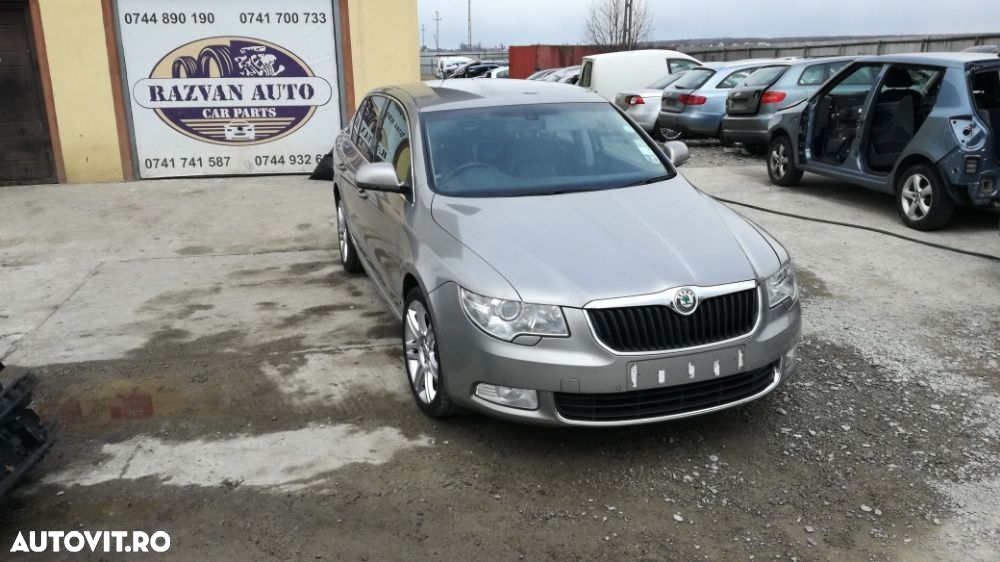 Dezmembrez Skoda Fabia Octavia Rapid Roomster Superb Yeti - 7