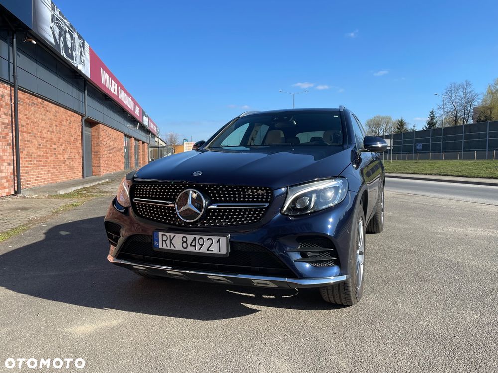 Mercedes-Benz GLC 300 4Matic 9G-TRONIC AMG Line - 5
