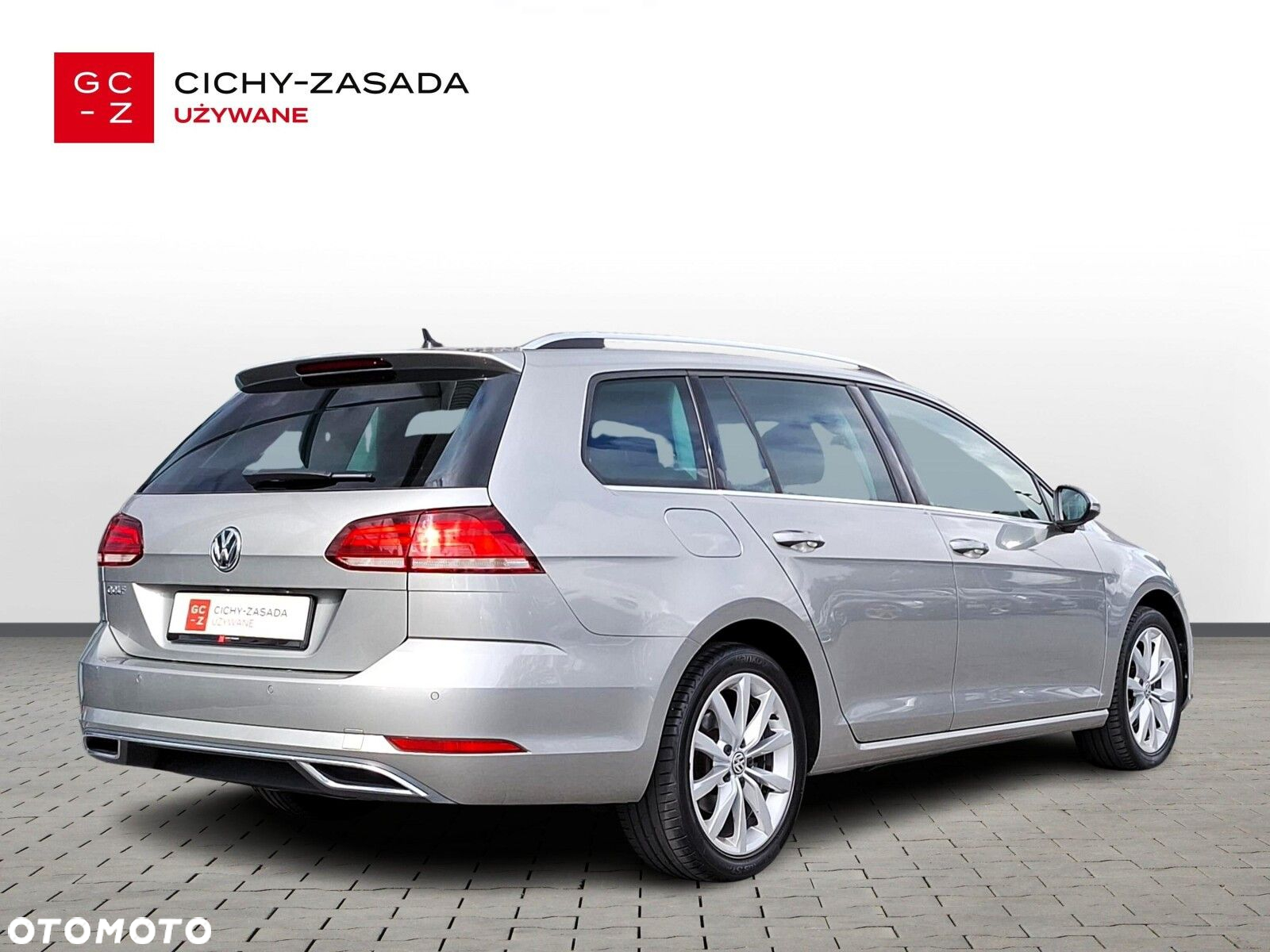 Volkswagen Golf - 2