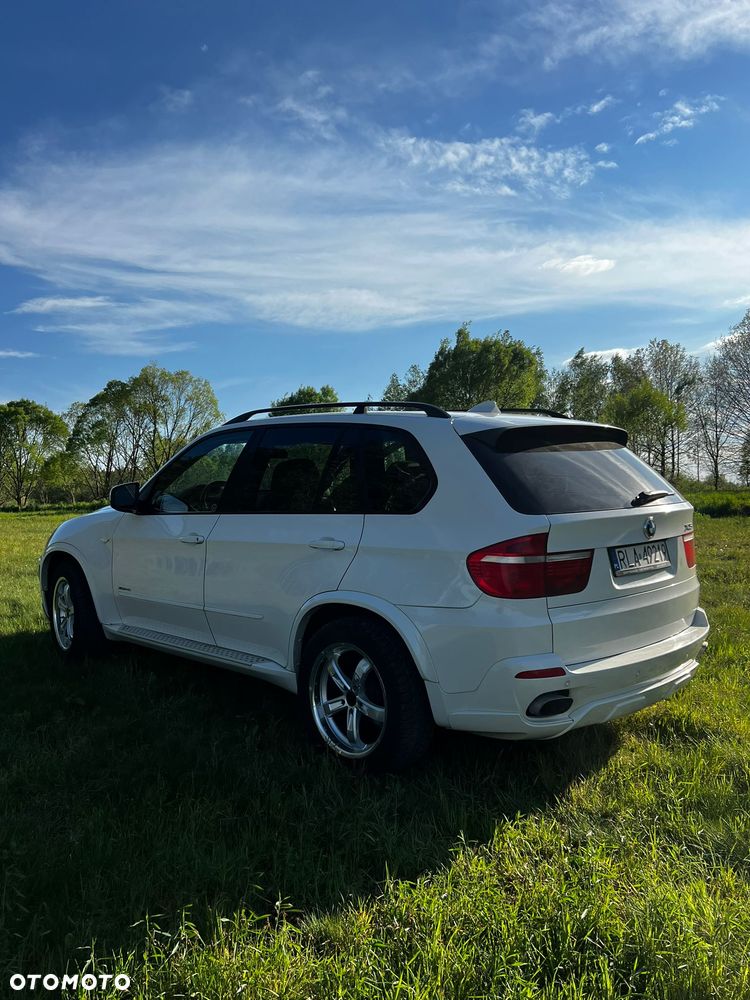 BMW X5 4.8i xDrive - 6