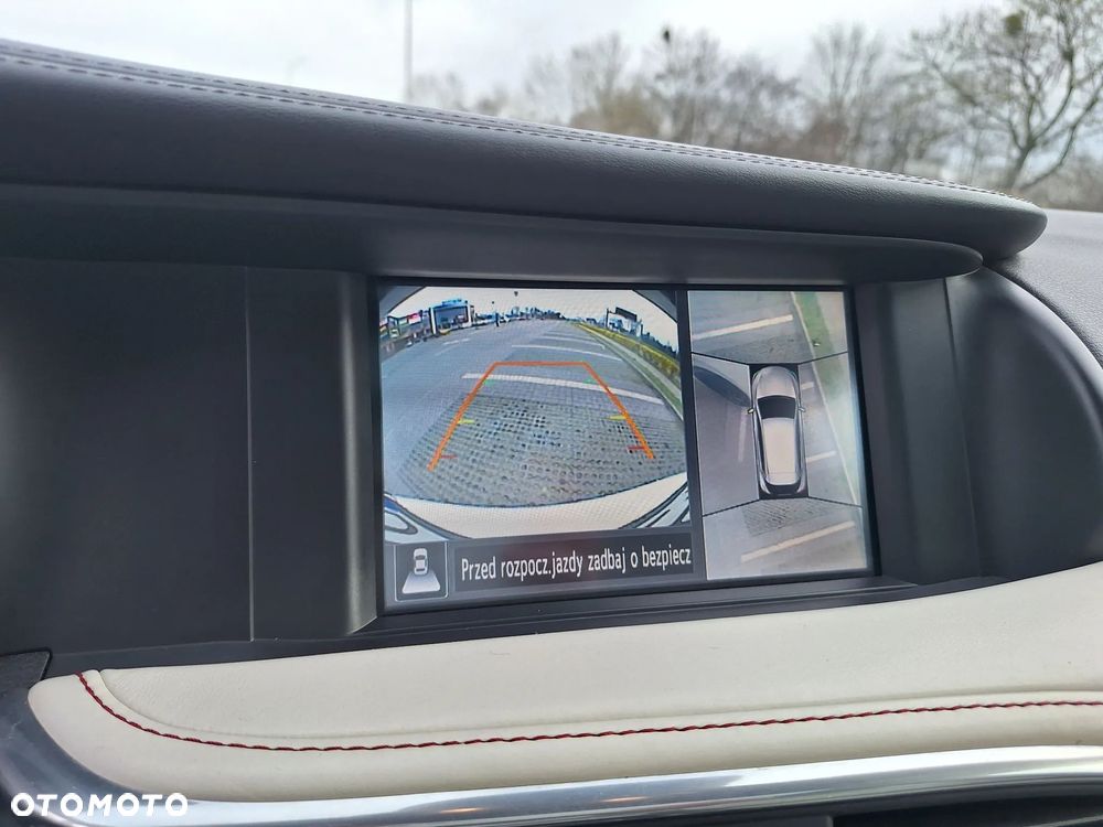 Infiniti Q30 1.6t Premium 7DCT - 30