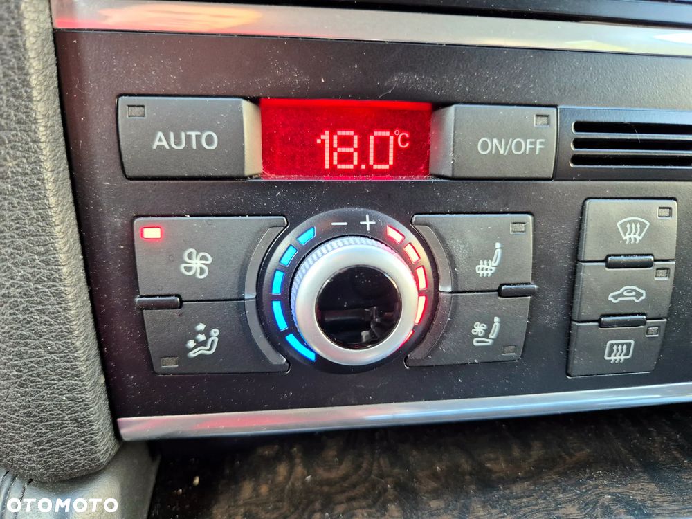 Audi Q7 3.0 TDI DPF clean diesel Quattro Tiptronic - 22