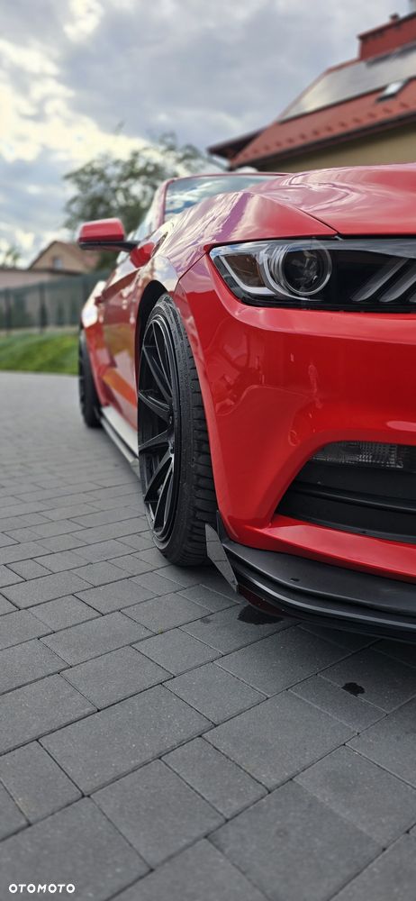 Ford Mustang - 7