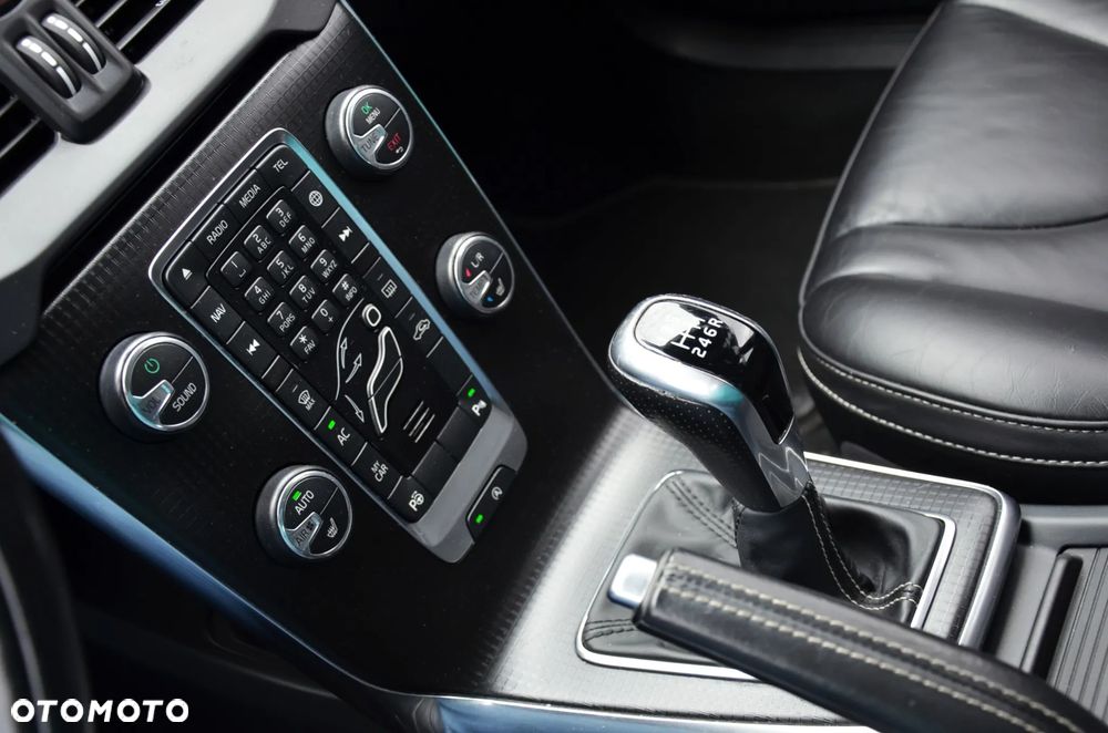 Volvo V40 D3 RDesign - 24