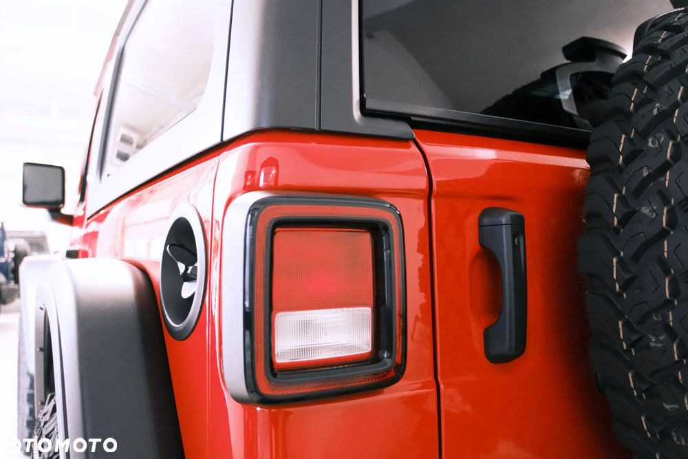 Jeep Wrangler - 7
