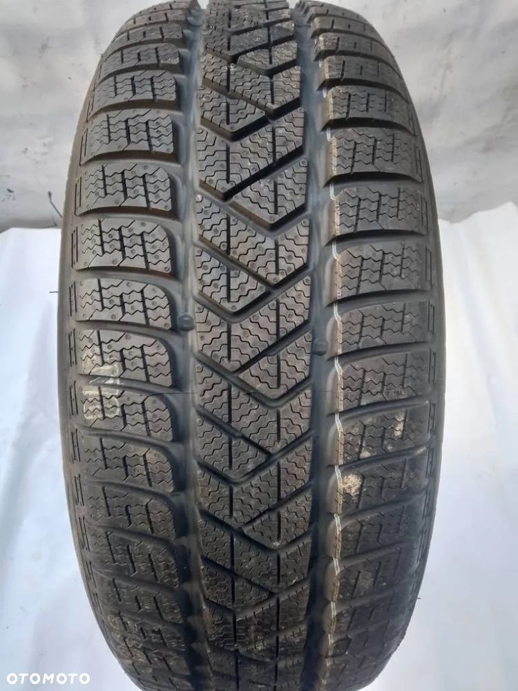 Pirelli Winter Sottozero 3 225/60 r17 99h 2023 - 1