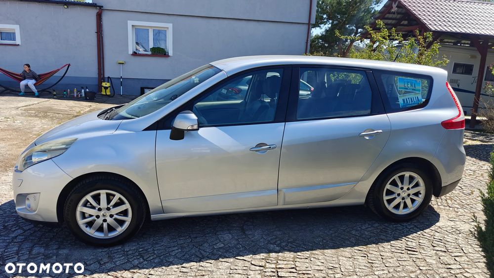 Renault Grand Scenic 2.0 16V 140 CVT Luxe - 8