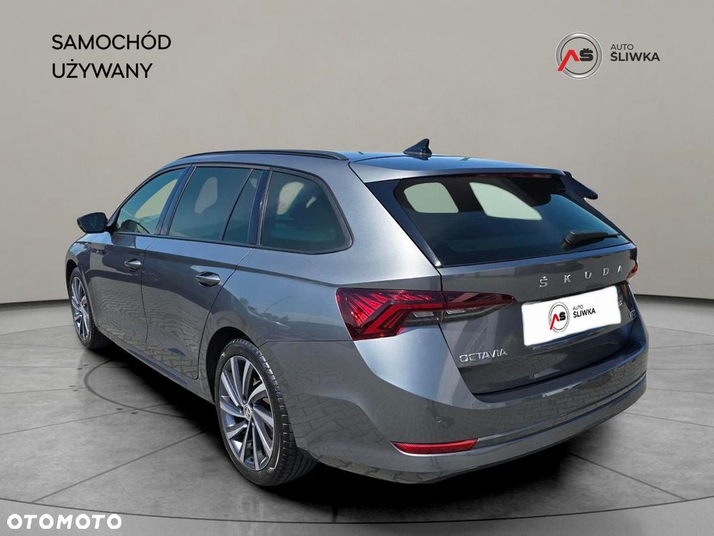 Skoda Octavia 2023 photo 3