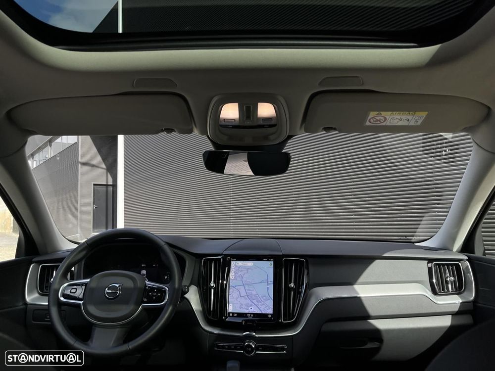 Volvo XC 60 2.0 T6 PHEV Plus Dark AWD - 3