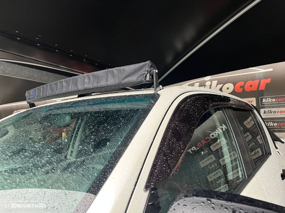 Toyota Hilux 2.4 D-4D 4WD CD Tracker S CA - 10