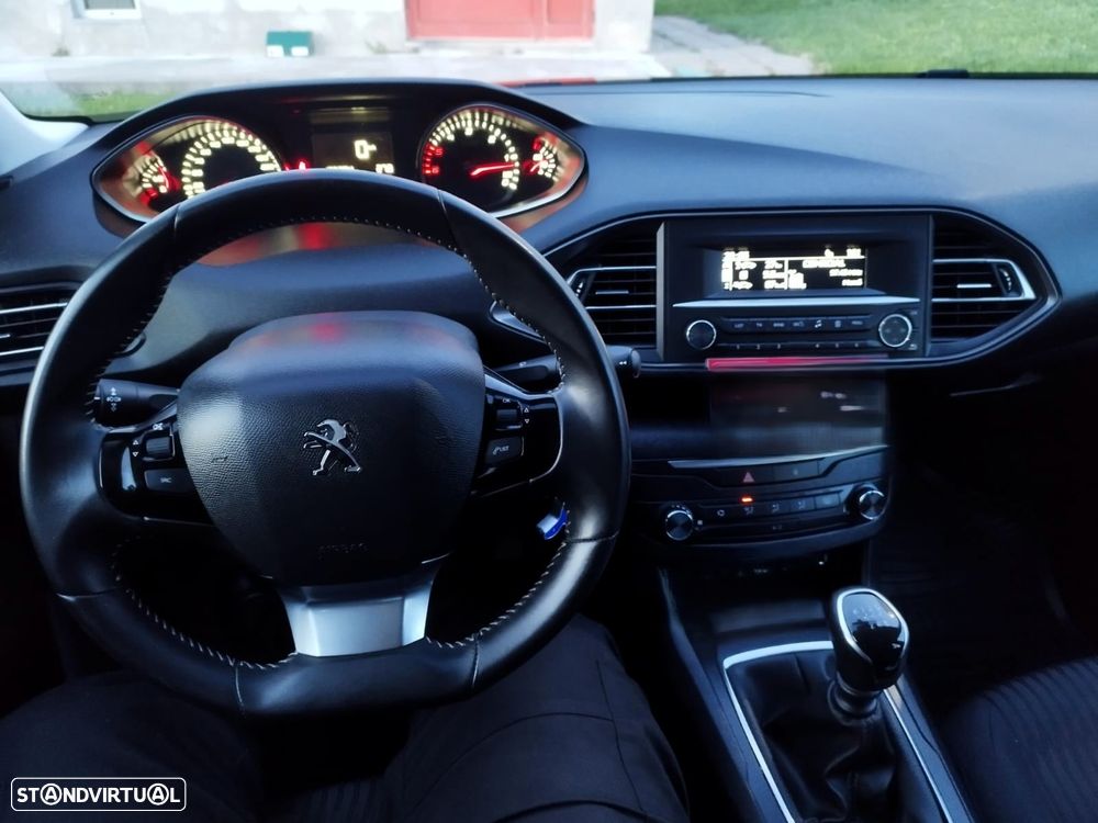 Peugeot 308 SW - 6