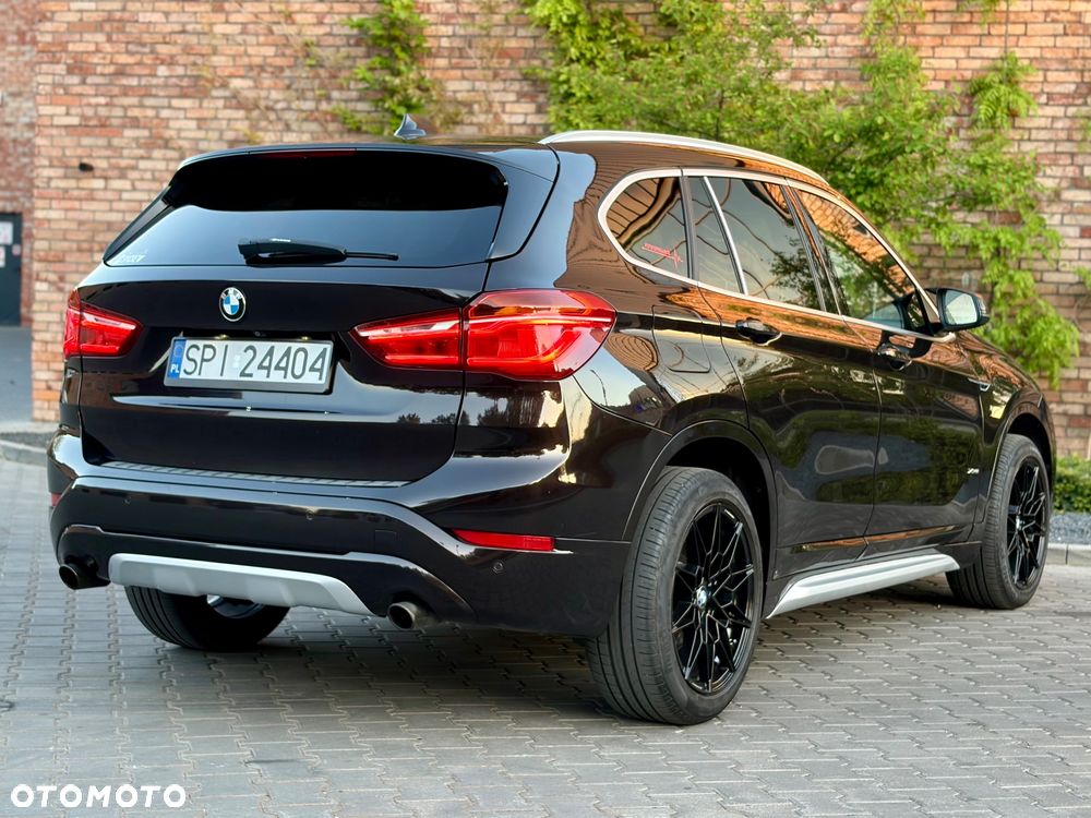 BMW X1 xDrive25i xLine - 5