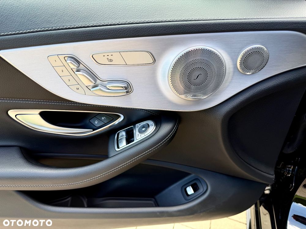 Mercedes-Benz Klasa C 200 4-Matic 9G-Tronic - 29