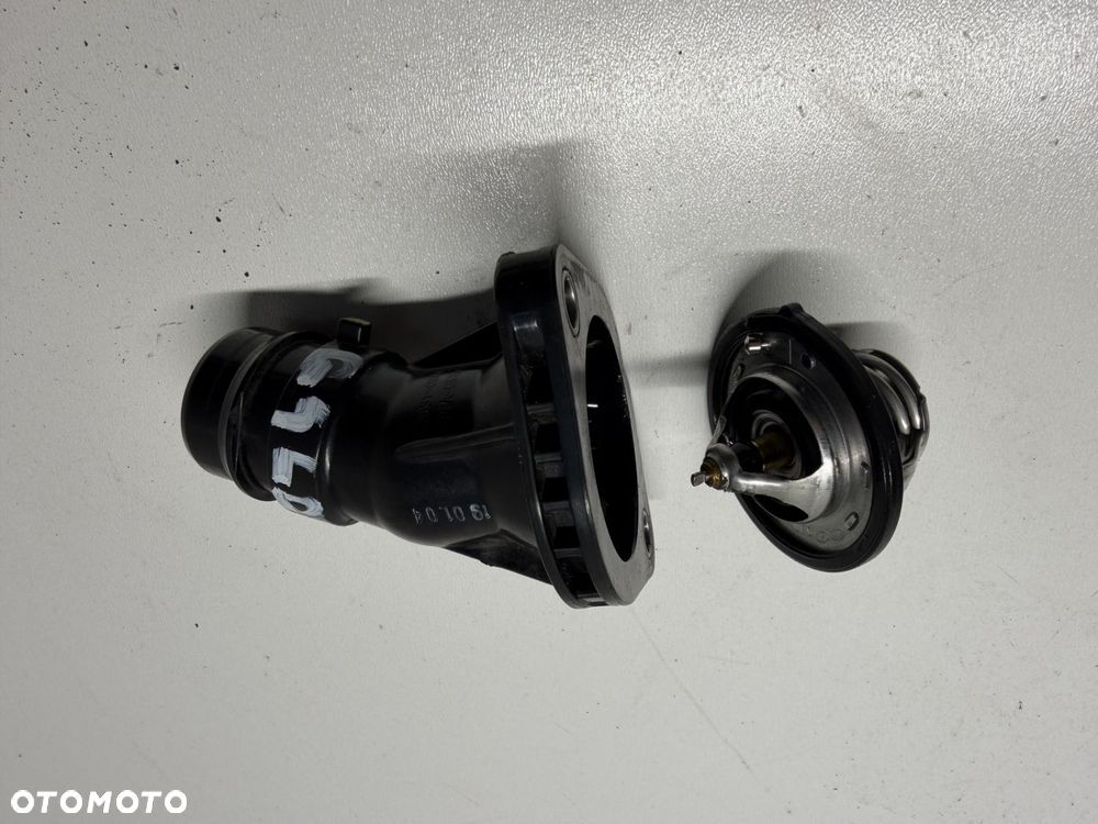 OBUDOWA TERMOSTATU HYUNDAI I30 III 1.4 T-GDI G4LD  25631-03800   2017- - 2