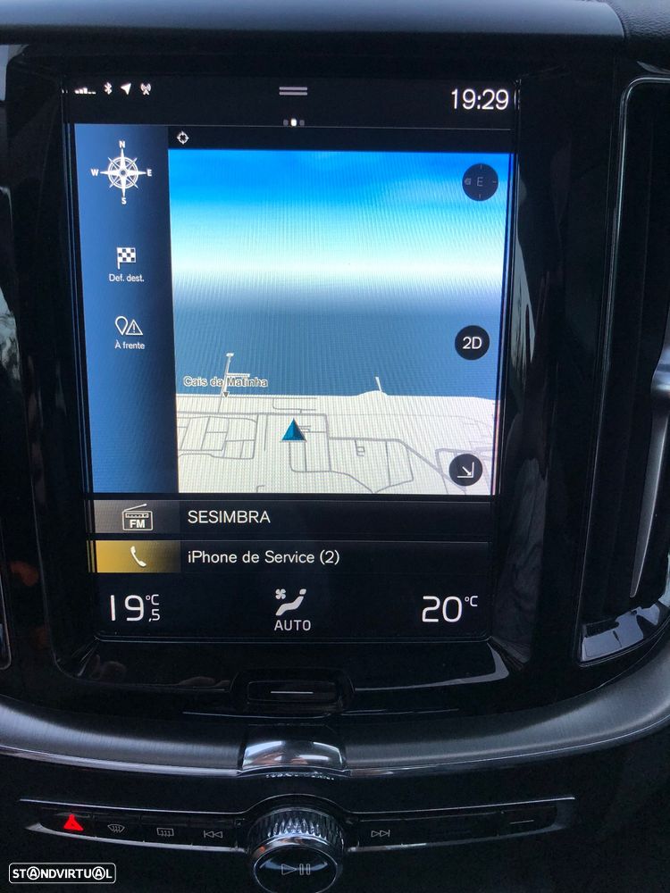 Volvo XC 60 2.0 T8 PHEV Momentum Plus AWD - 23