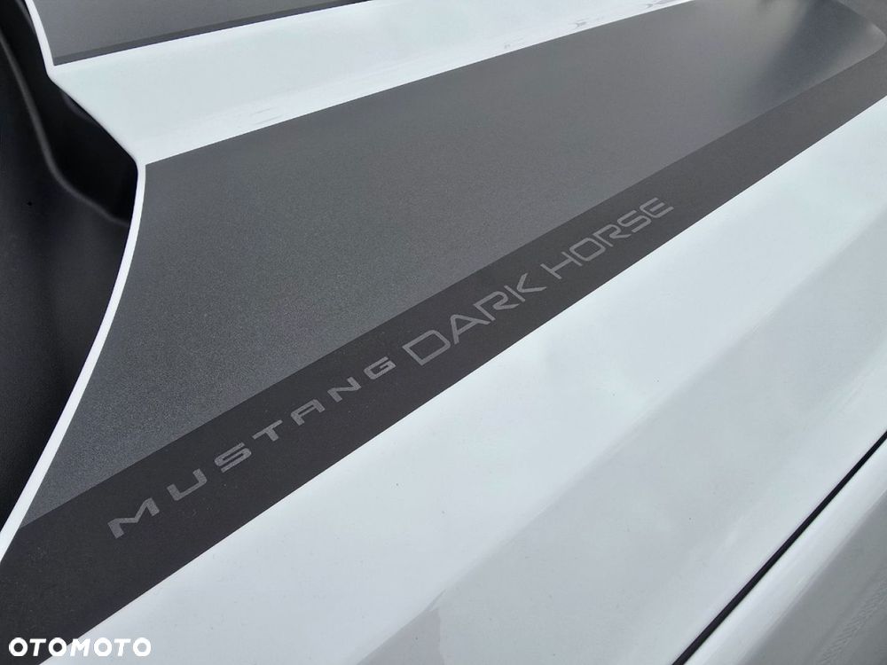 Ford Mustang - 24