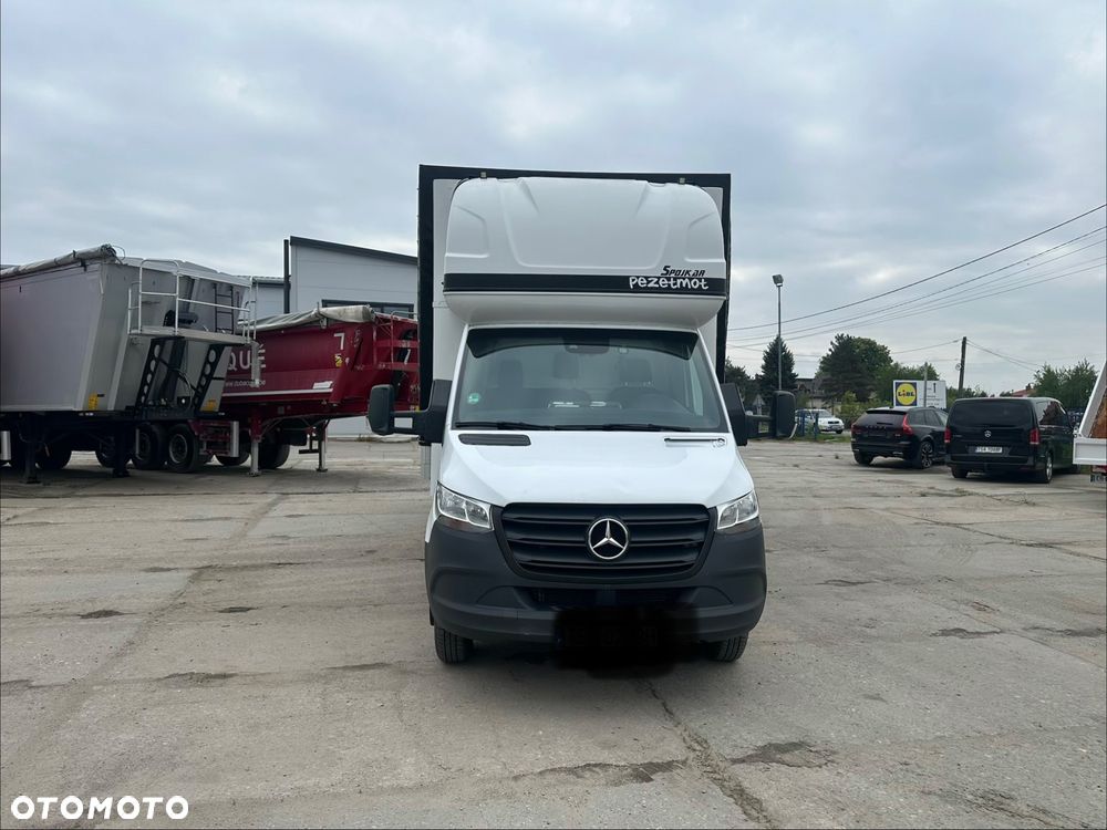 Mercedes-Benz Sprinter 517 - 2