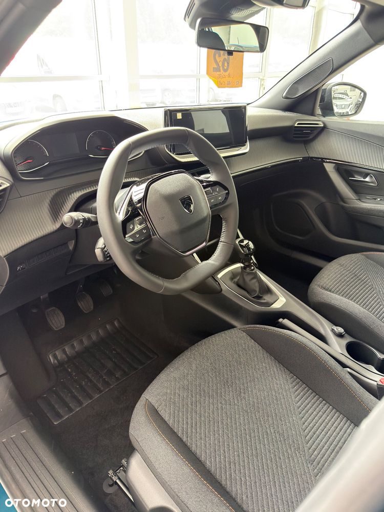 Peugeot 2008 - 6