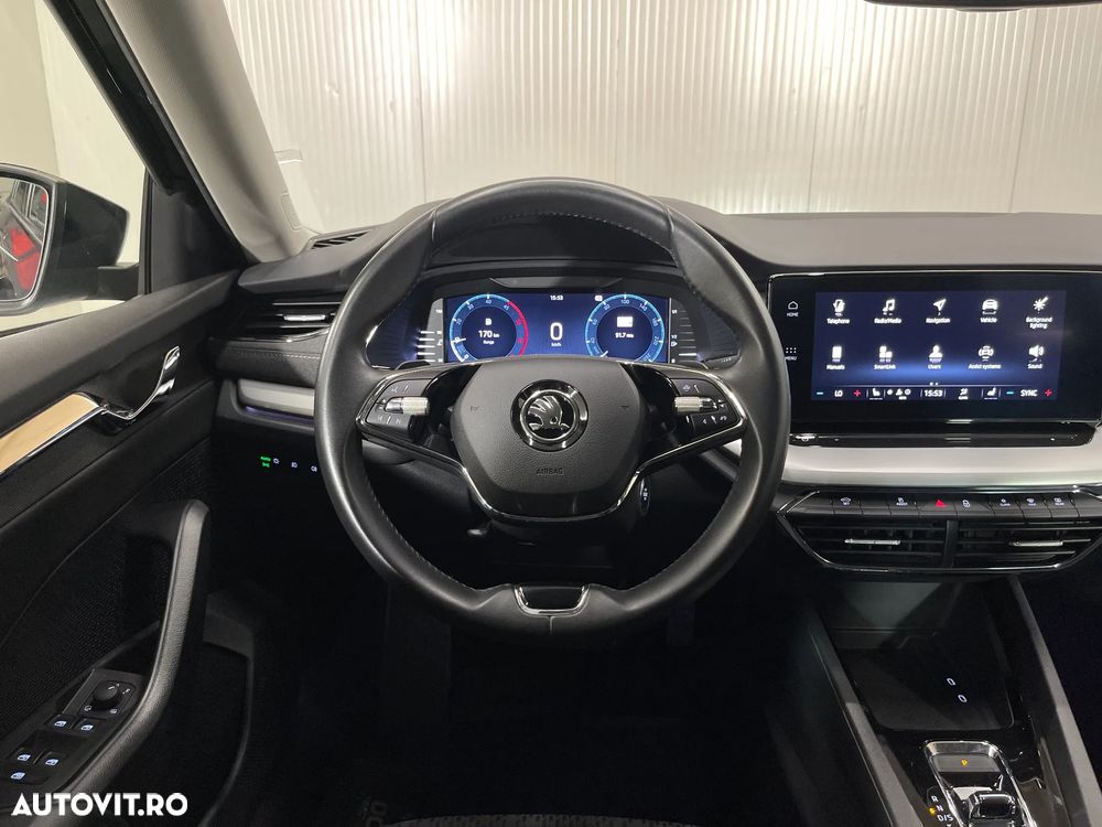 Skoda Octavia 2.0 TDI DSG Style - 7