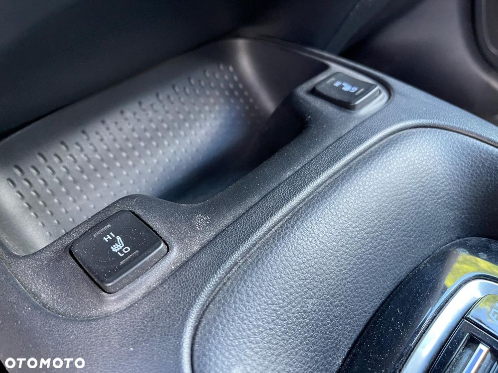 Toyota Corolla 2.0 Comfort - 25