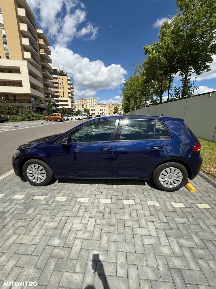 Volkswagen Golf - 3